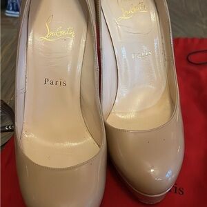 Christian Louboutin Nude Pumps